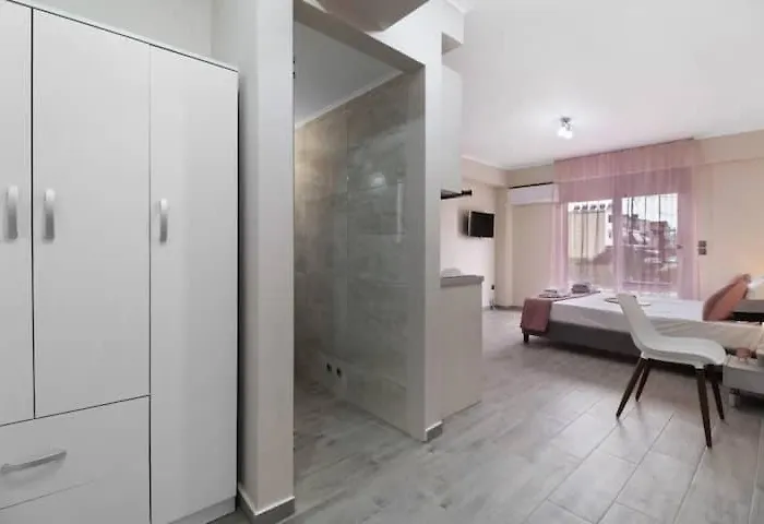 Jasmine Apartment *